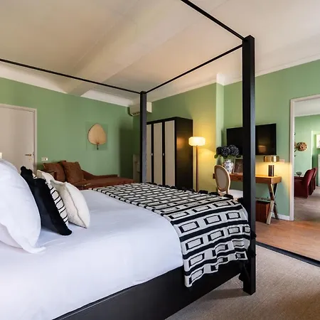 Bagutta - The Couper Konukevi